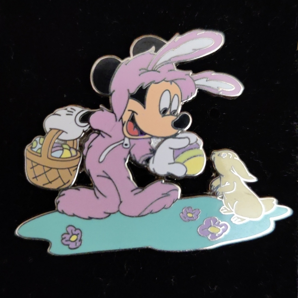 Disney Pin Mickey Mouse as Easter Bunny
